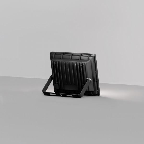 Прожектор Flood 6500К 30Вт IP 65